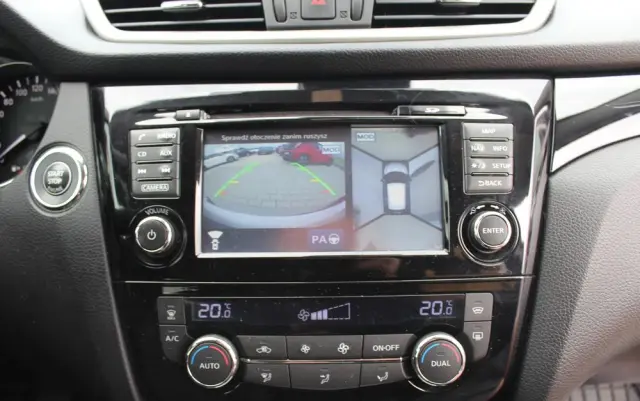 NISSAN Qashqai 1.2 DIG-T TEKNA+