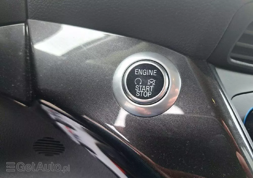 FORD C-MAX 1.5 EcoBoost Titanium ASS