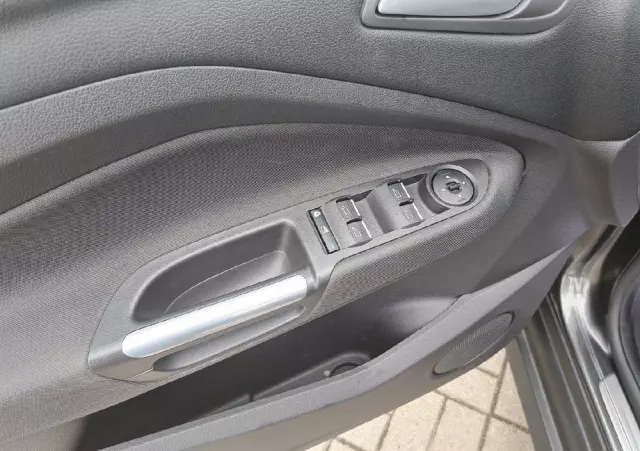 FORD C-MAX 1.5 EcoBoost Titanium ASS