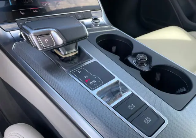 AUDI A6 Limousine 50 TFSI e Quattro Sport S tronic