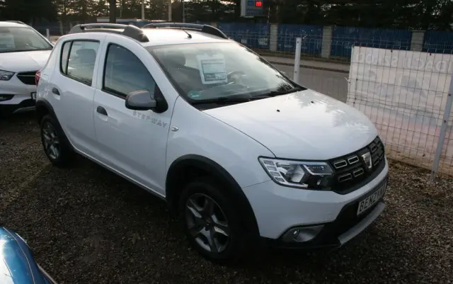 DACIA Sandero Stepway 0.9 TCe Laureate