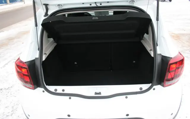 DACIA Sandero Stepway 0.9 TCe Laureate