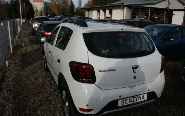 DACIA Sandero Stepway 0.9 TCe Laureate