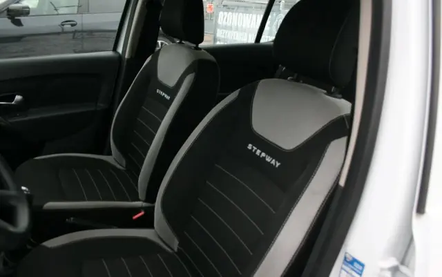 DACIA Sandero Stepway 0.9 TCe Laureate