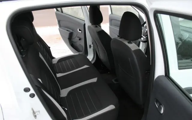 DACIA Sandero Stepway 0.9 TCe Laureate