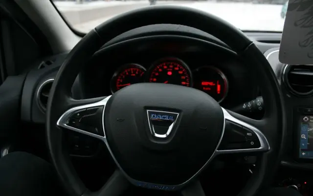 DACIA Sandero Stepway 0.9 TCe Laureate