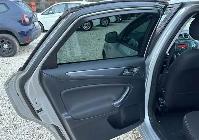 FORD Mondeo 1.6 T Ambiente