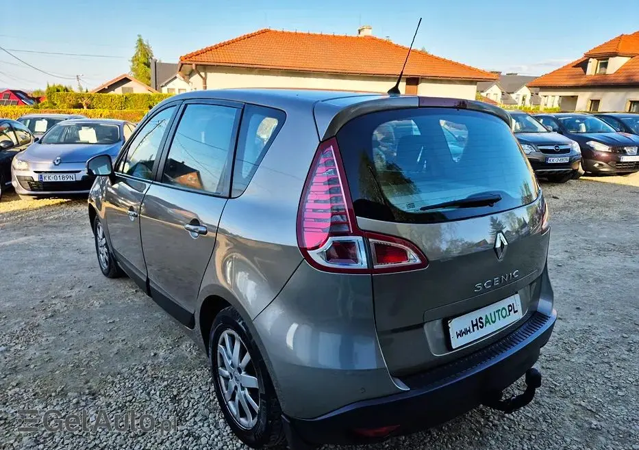RENAULT Scenic 1.6 16V 110 Paris