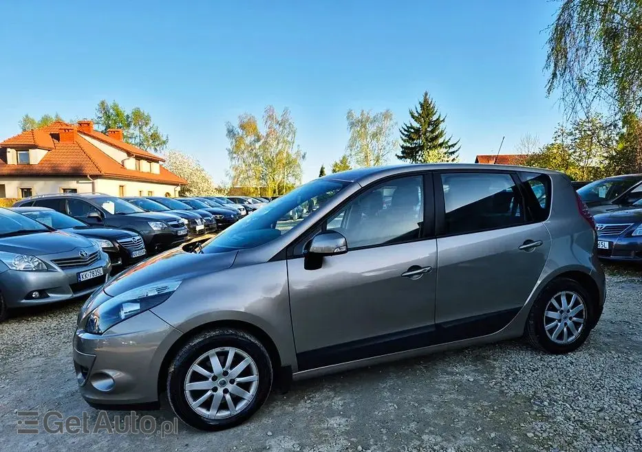 RENAULT Scenic 1.6 16V 110 Paris