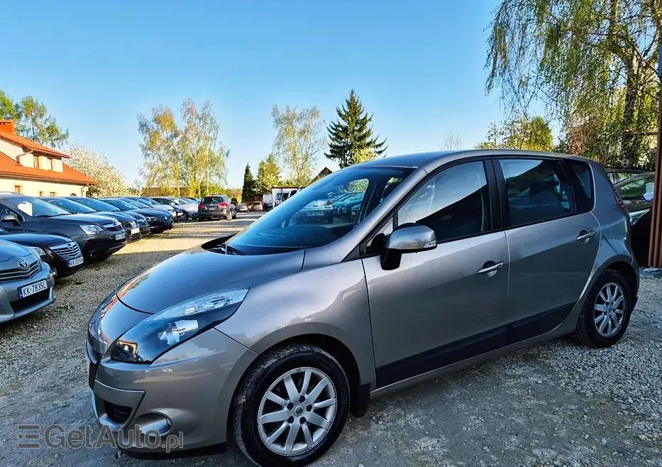 RENAULT Scenic 1.6 16V 110 Paris