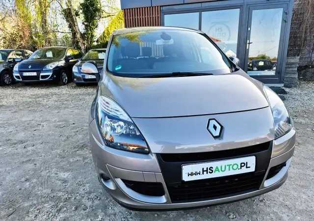 RENAULT Scenic 1.6 16V 110 Paris