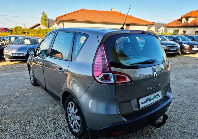 RENAULT Scenic 1.6 16V 110 Paris