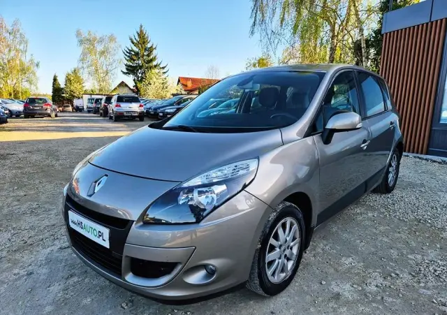RENAULT Scenic 1.6 16V 110 Paris