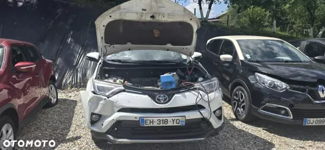 TOYOTA RAV 4 