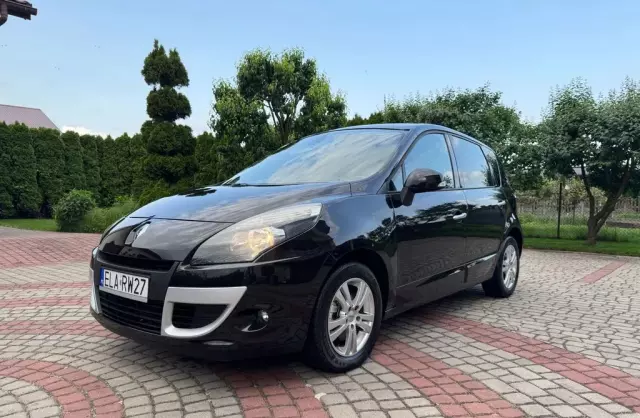 RENAULT Scenic 