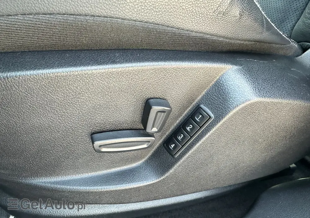 FORD S-Max 2.0 TDCi DPF Titanium MPS6