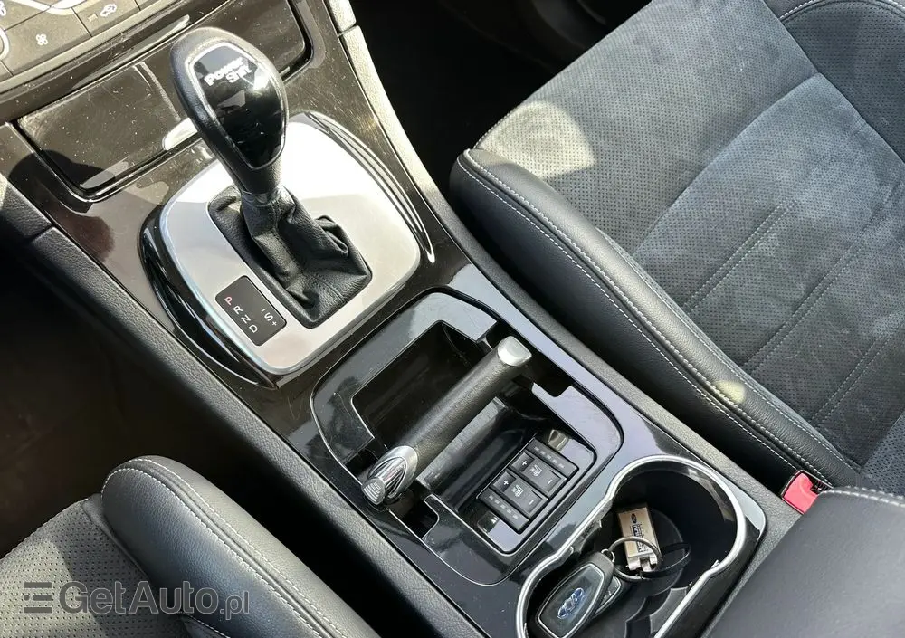 FORD S-Max 2.0 TDCi DPF Titanium MPS6