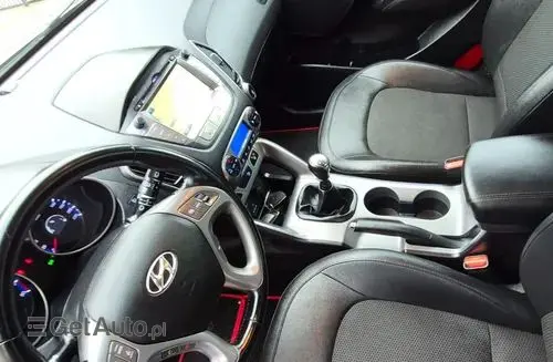 HYUNDAI Ix35 