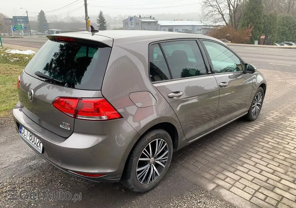 VOLKSWAGEN Golf 1.6 TDI BlueMotion Comfortline