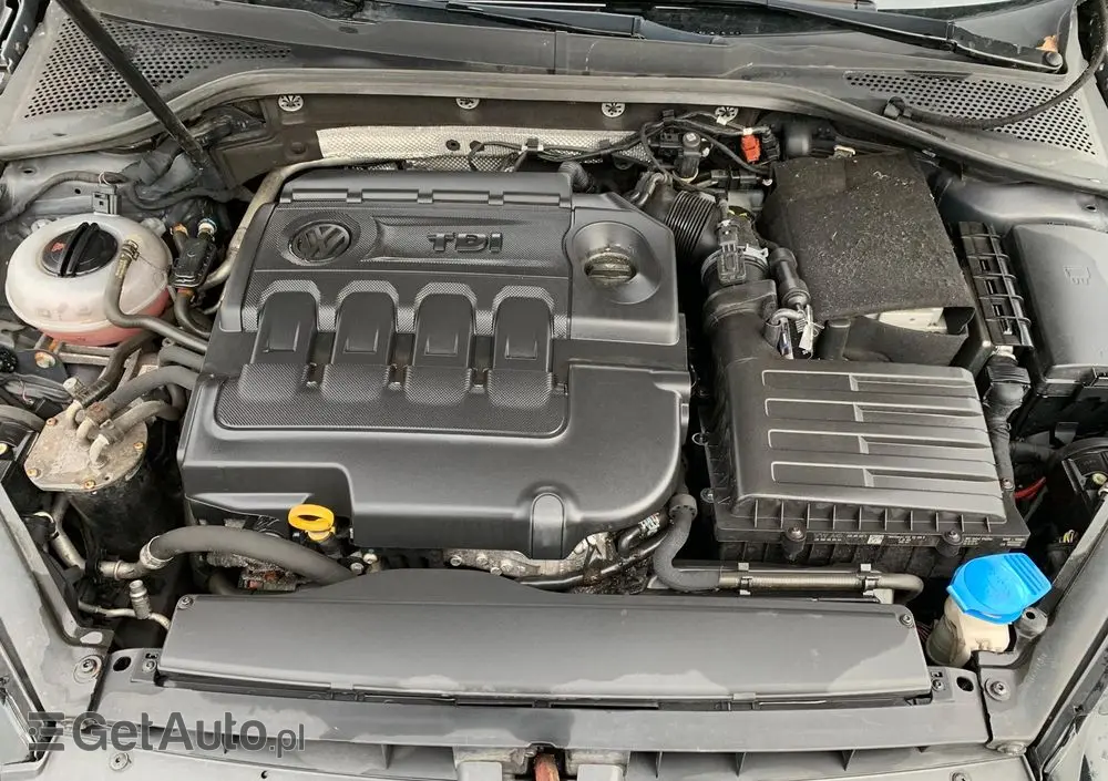 VOLKSWAGEN Golf 1.6 TDI BlueMotion Comfortline