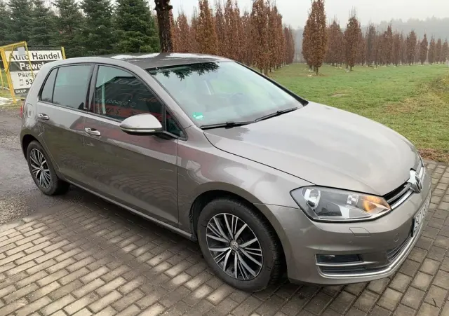 VOLKSWAGEN Golf 1.6 TDI BlueMotion Comfortline