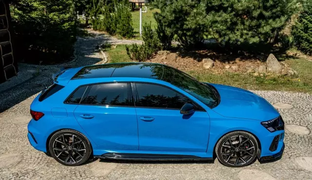 AUDI RS 3 