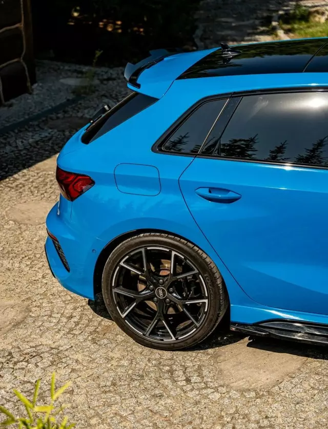 AUDI RS 3 