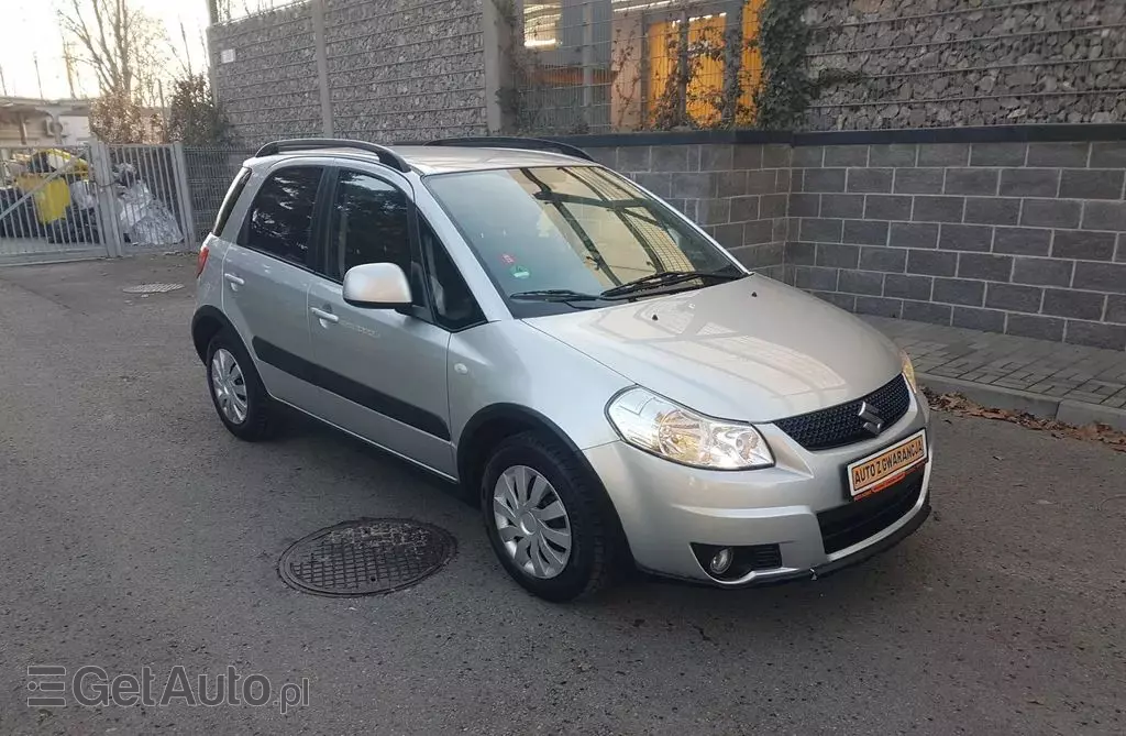 SUZUKI SX4 