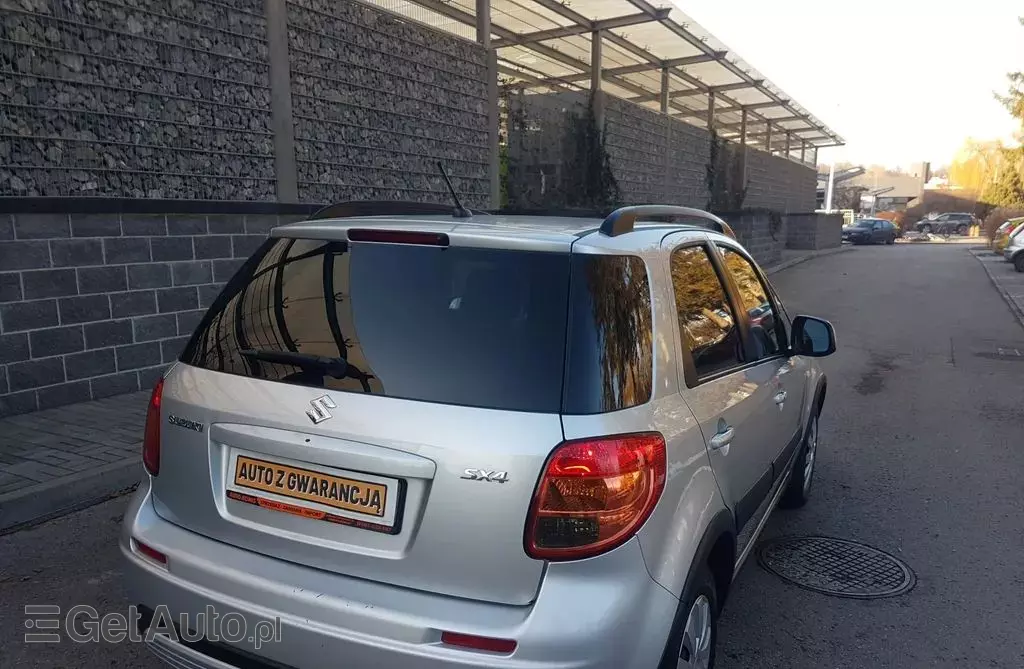 SUZUKI SX4 