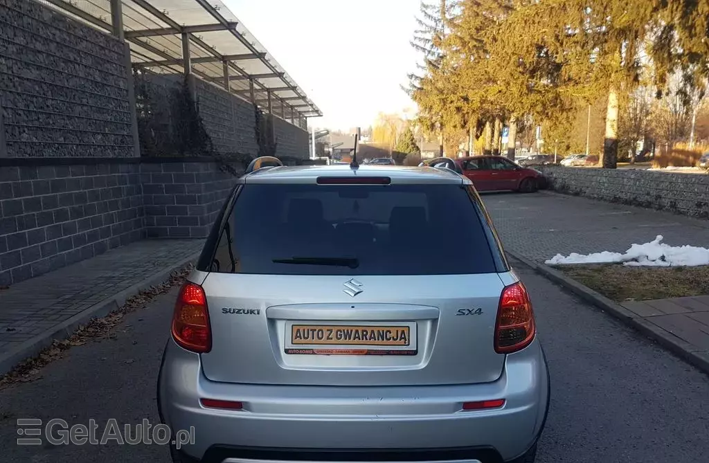 SUZUKI SX4 
