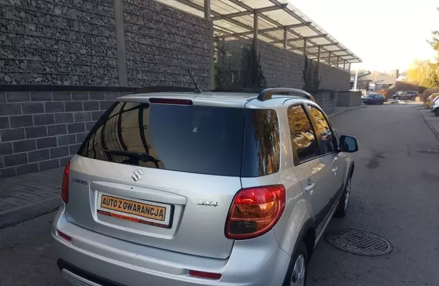 SUZUKI SX4 