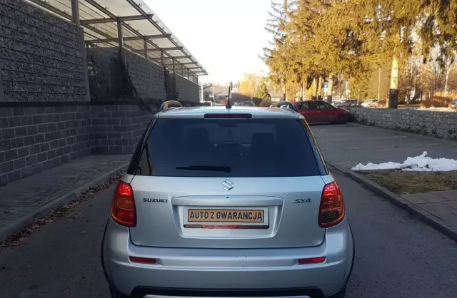 SUZUKI SX4 