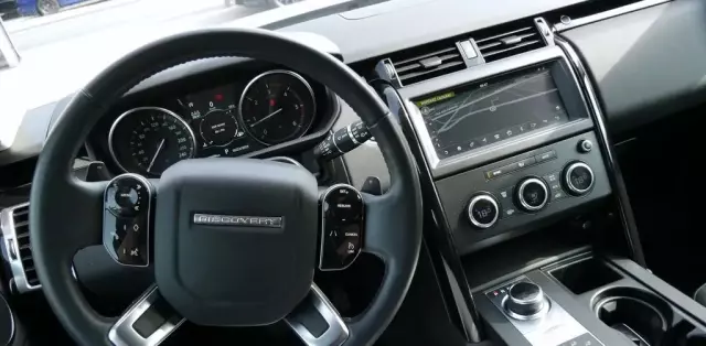 LAND ROVER Discovery 