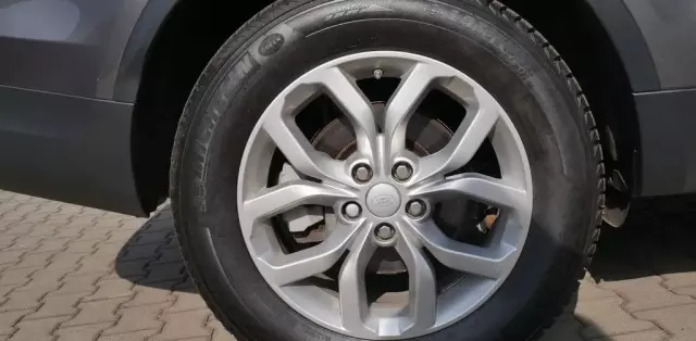 LAND ROVER Discovery 