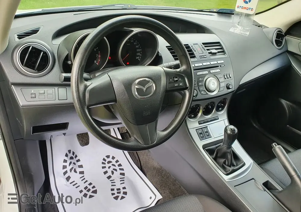 MAZDA 3 1.6 Active +