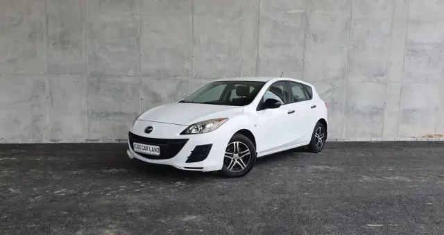 MAZDA 3 1.6 Active +