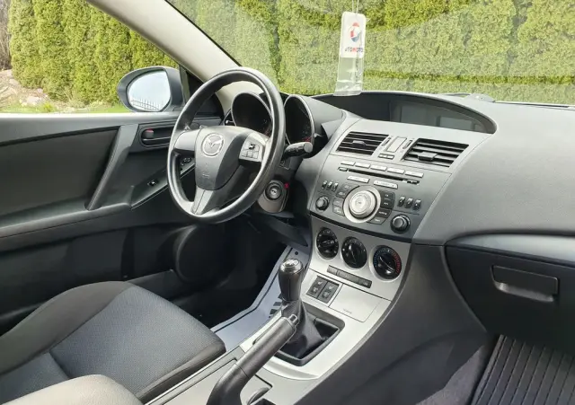MAZDA 3 1.6 Active +