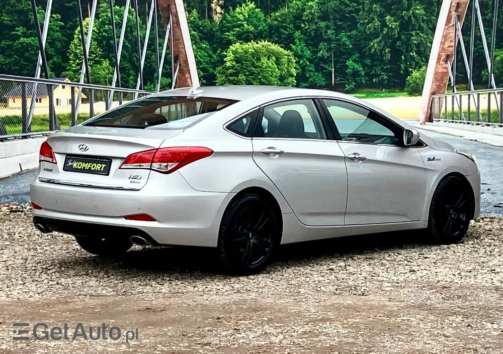 HYUNDAI I40 