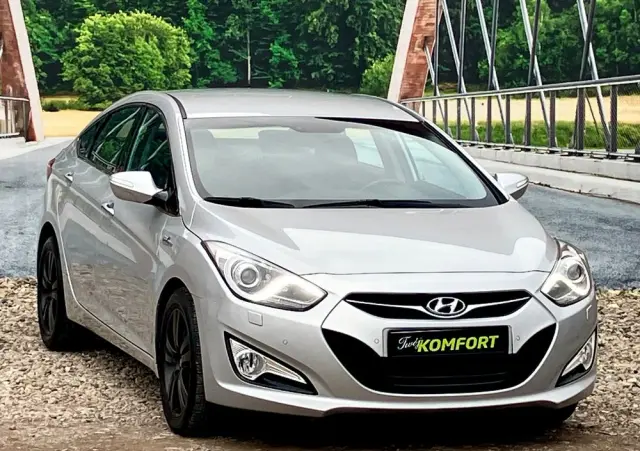 HYUNDAI I40 