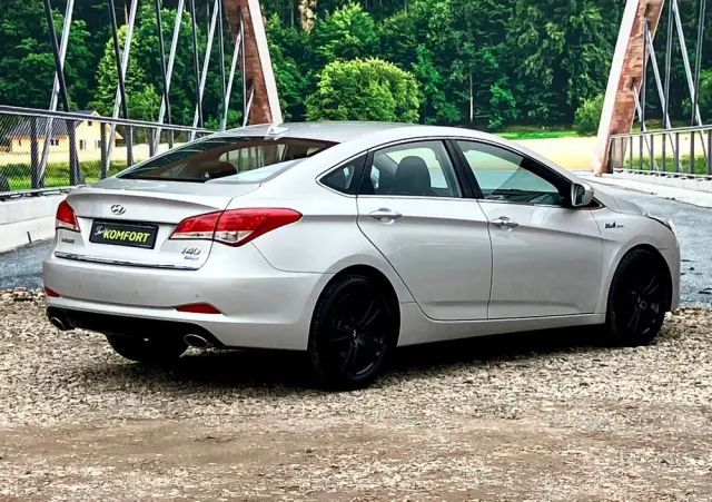 HYUNDAI I40 