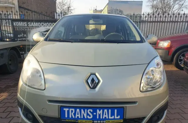 RENAULT Twingo 