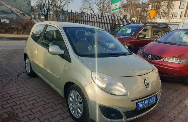 RENAULT Twingo 