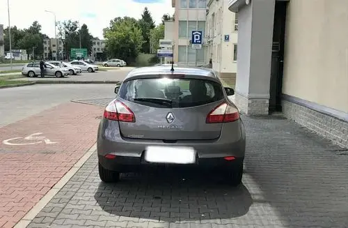 RENAULT Megane 