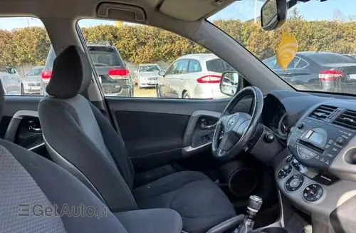 TOYOTA Rav 4 