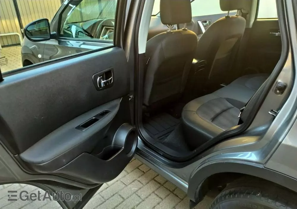 NISSAN Qashqai 1.6 Acenta