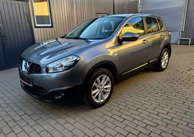 NISSAN Qashqai 1.6 Acenta