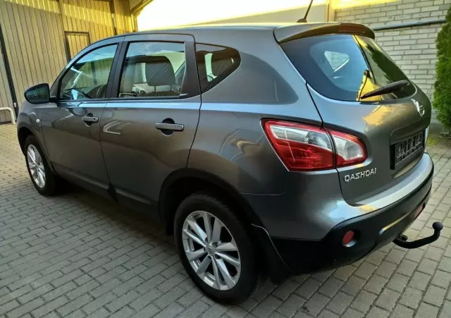 NISSAN Qashqai 1.6 Acenta