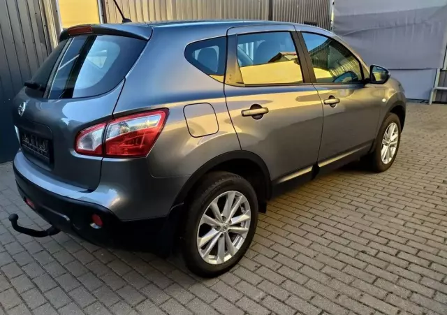 NISSAN Qashqai 1.6 Acenta