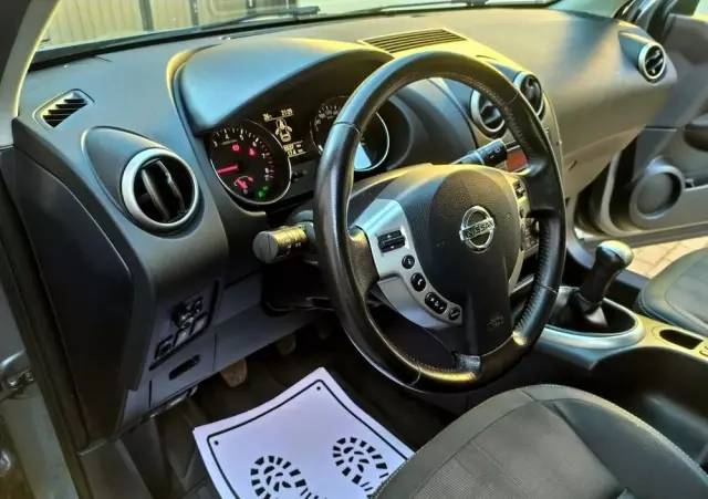 NISSAN Qashqai 1.6 Acenta