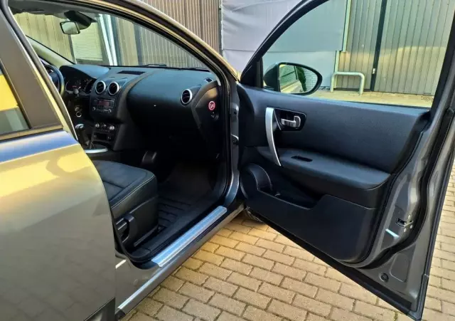 NISSAN Qashqai 1.6 Acenta